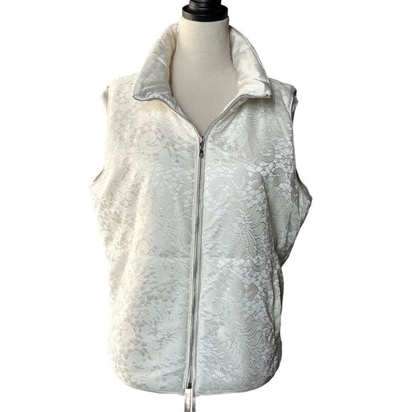 CeCe Cynthia Steffe Women’s Ivory/Cream Full Zip Lace Puffer Vest (Size: Large) - Picture 8 of 16